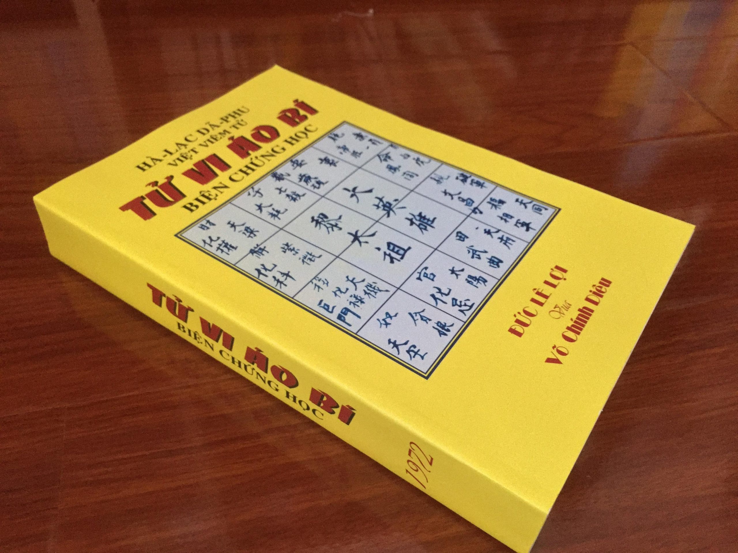 Tử Vi Áo Bí Biện Chứng Học (Xem Tướng Số Qua Tử Vi) – Hà Lạc Dã Phu Việt Viêm Tử