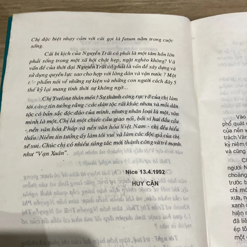 Sách Vạn Xuân Tiểu Thuyết Lịch Sử Về Nguyễn Trãi - Yveline Feray - Ảnh 6